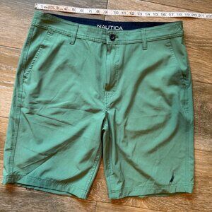 Nautica mens kelly green microfiber shorts size 34W